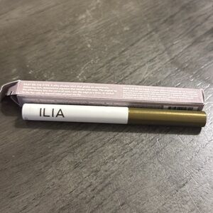 Brand new ILIA eye stylus shadow stick in Patina
